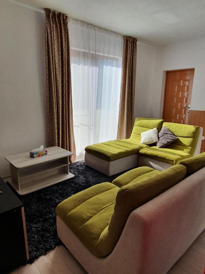 Apartament La Casa In Curte Comuna Apartman Feketehalom Kültér fotó